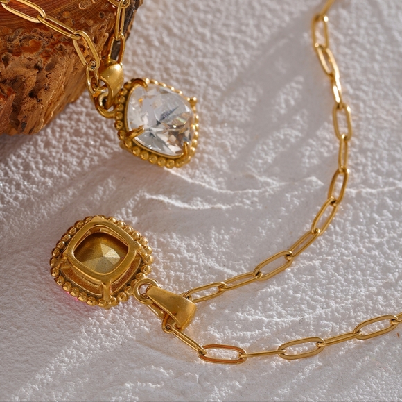 Shiny Square Red Diamond Necklace - Picture 5 of 9